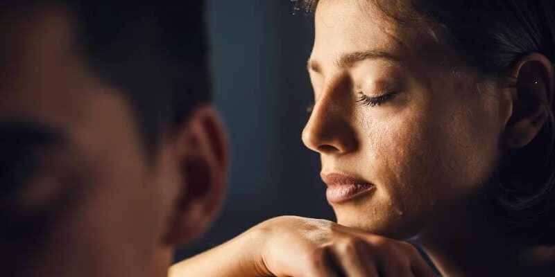 Aşırı duygusallık ve sürekli ağlama isteği